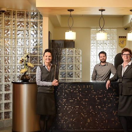 Hotel Du Fjord Chicoutimi エクステリア 写真
